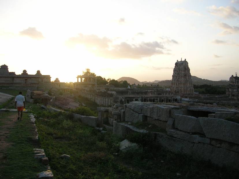 photo 4, Peaceful Ruins