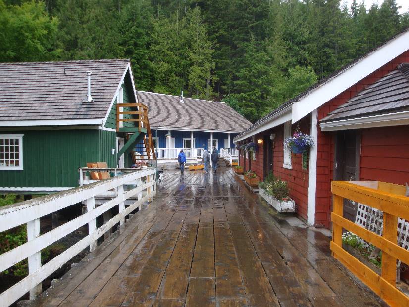 photo 47, Soaked Pontoon